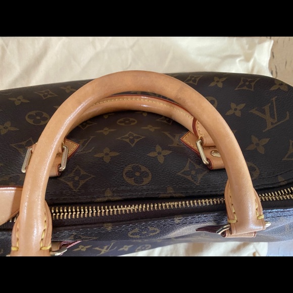 AUTHENTIC Louis Vuitton Monogram Speedy 30 - Picture 9 of 16